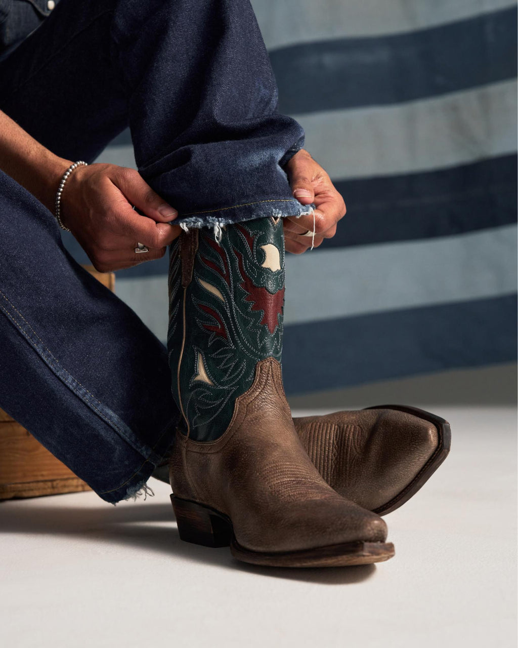 View of The Garrett Eagle - Steel Deerskin