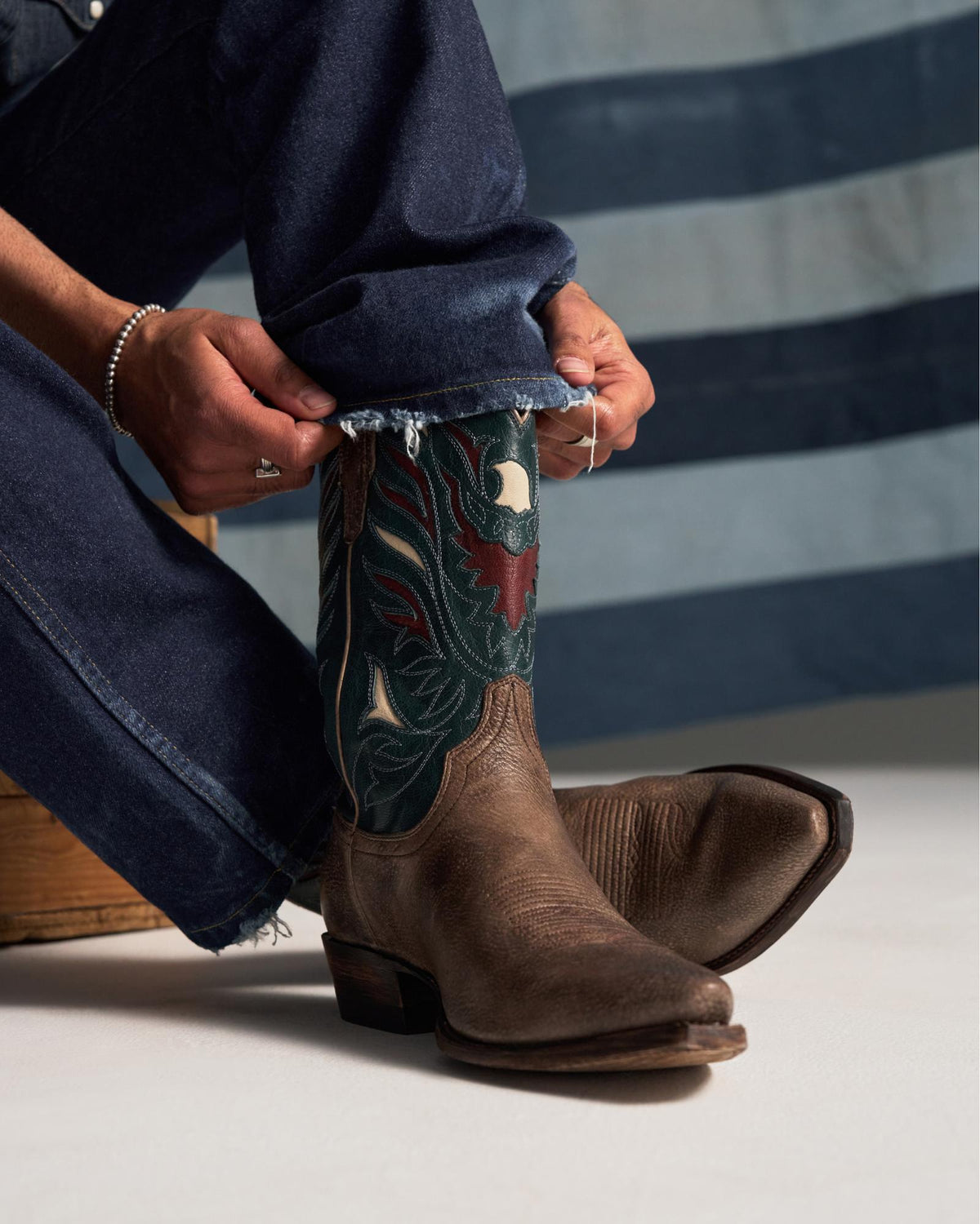 View of The Garrett Eagle - Steel Deerskin