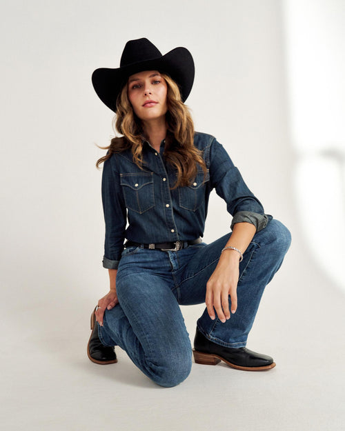 Front view of Cattleman Fur Cowboy Hat - Black on model