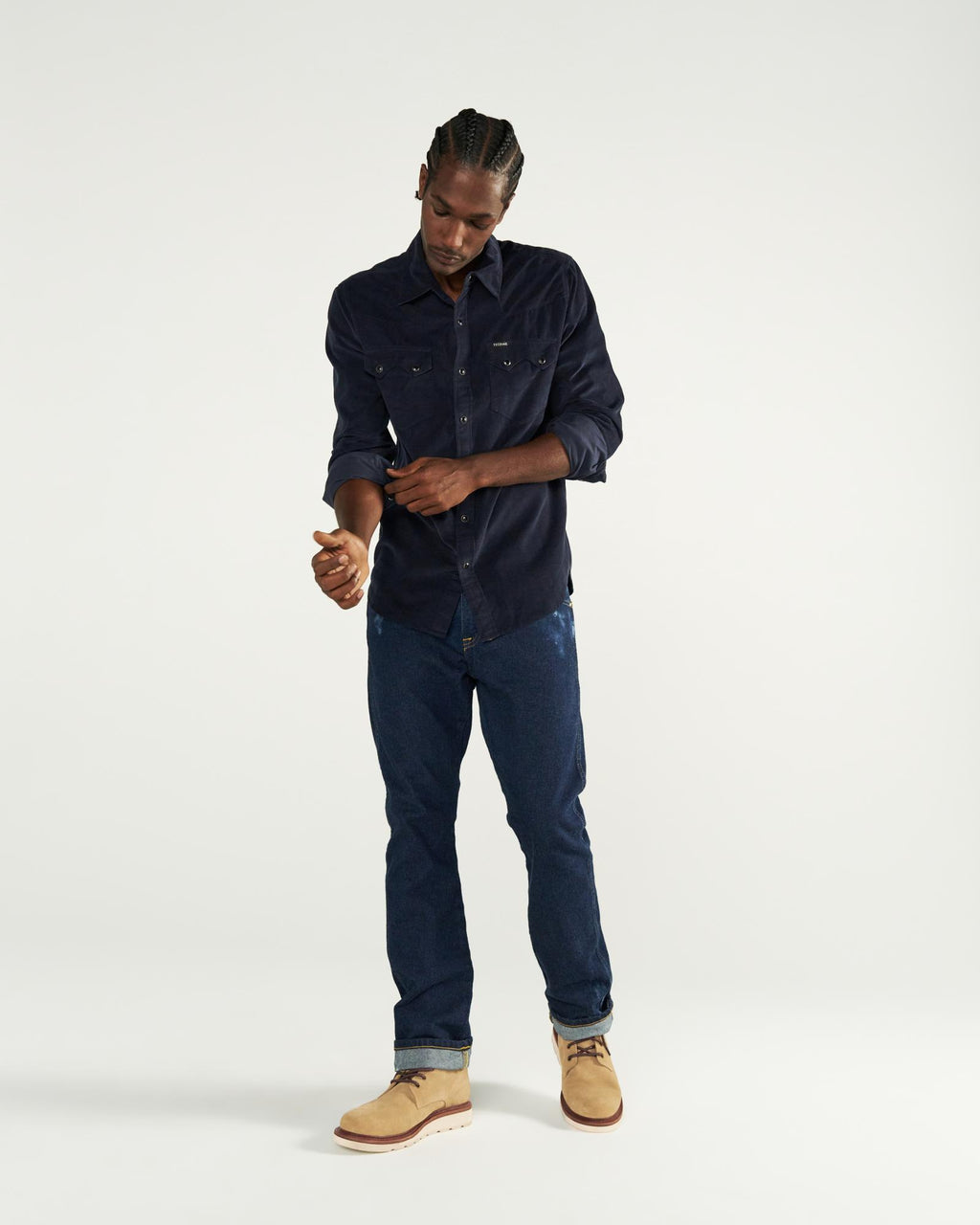 Closeup detail view of Men's Texas Weight Corduroy Pearl Snap - Dark Navy
