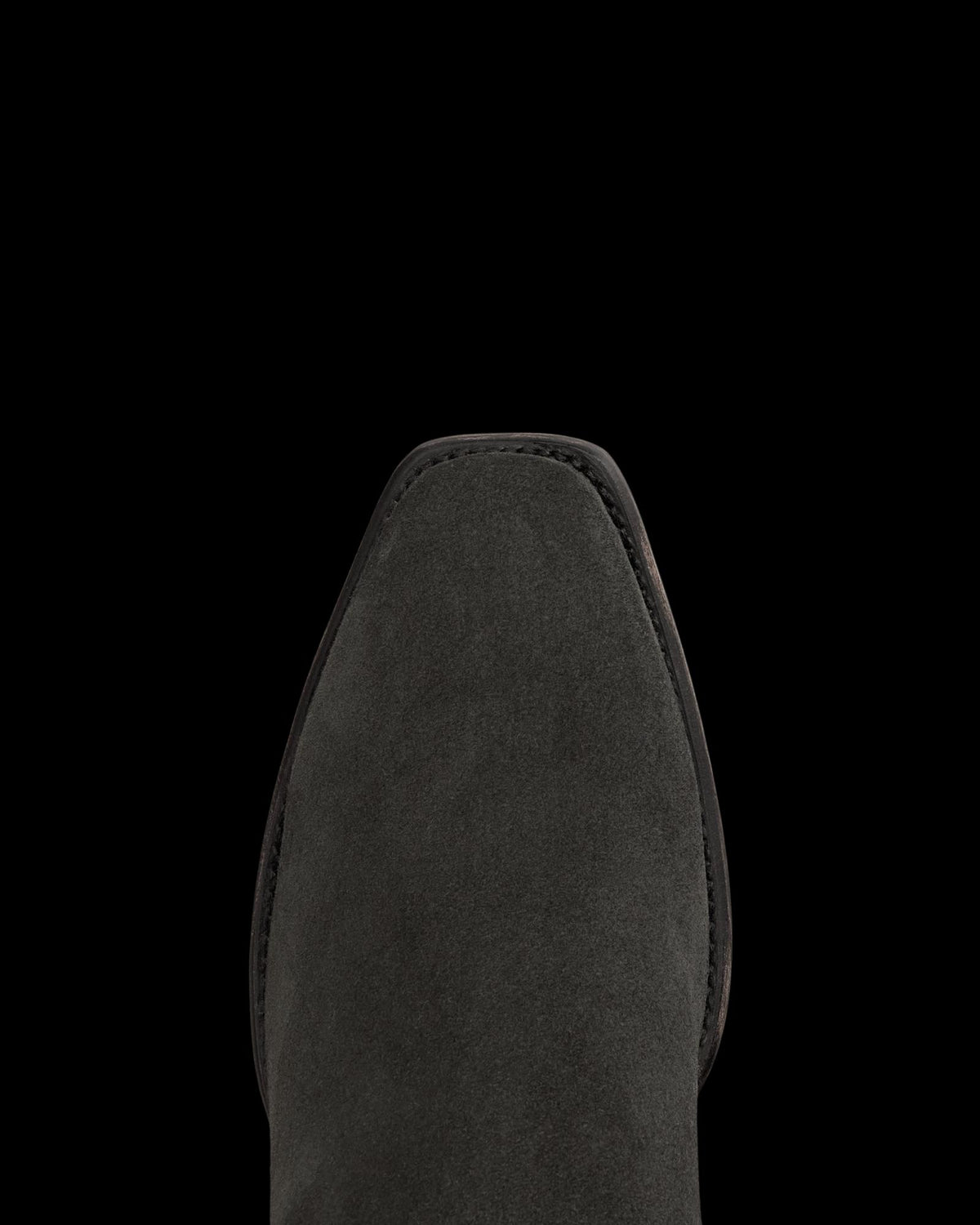 Toe view of The Warren - Gunsmoke Suede on plain background