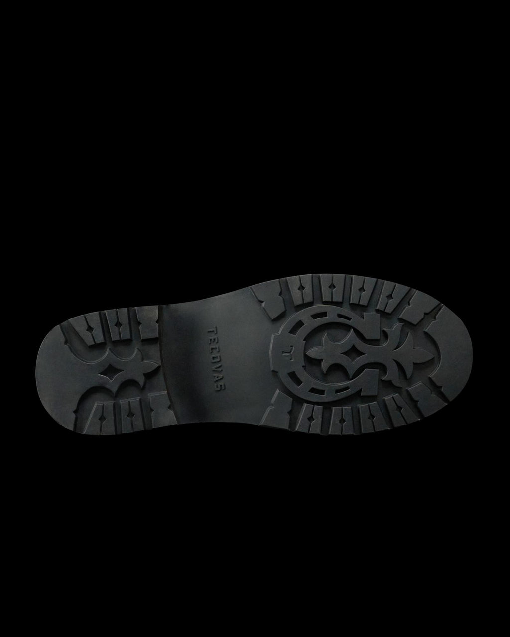 Sole view of The Rugged Chelsea - Midnight Cowhide on plain background