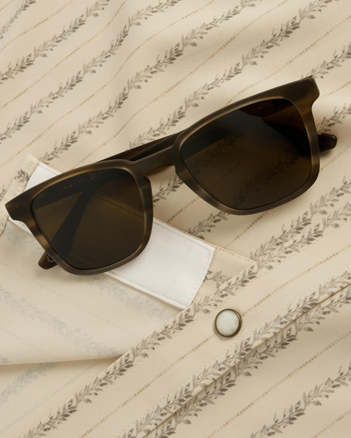 Closeup detail view of Men's Performance Western Pearl Snap - Sandstone/Multi