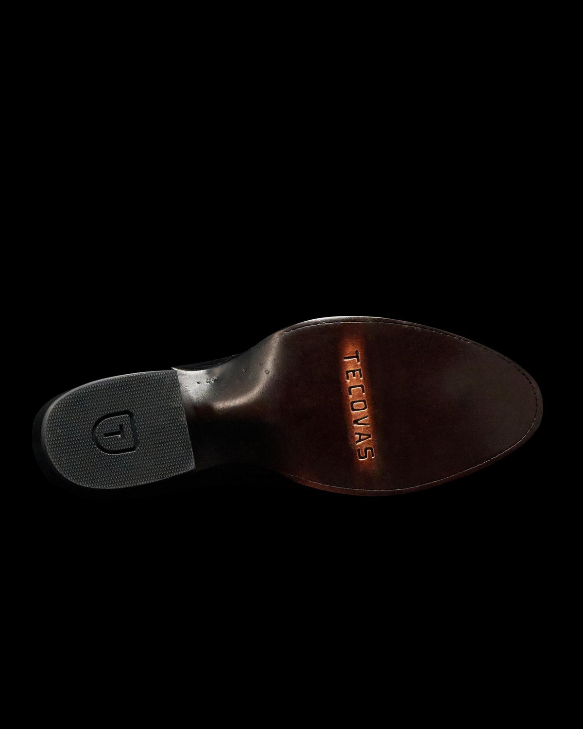 Sole view of The Cooper - Black Cherry on plain background