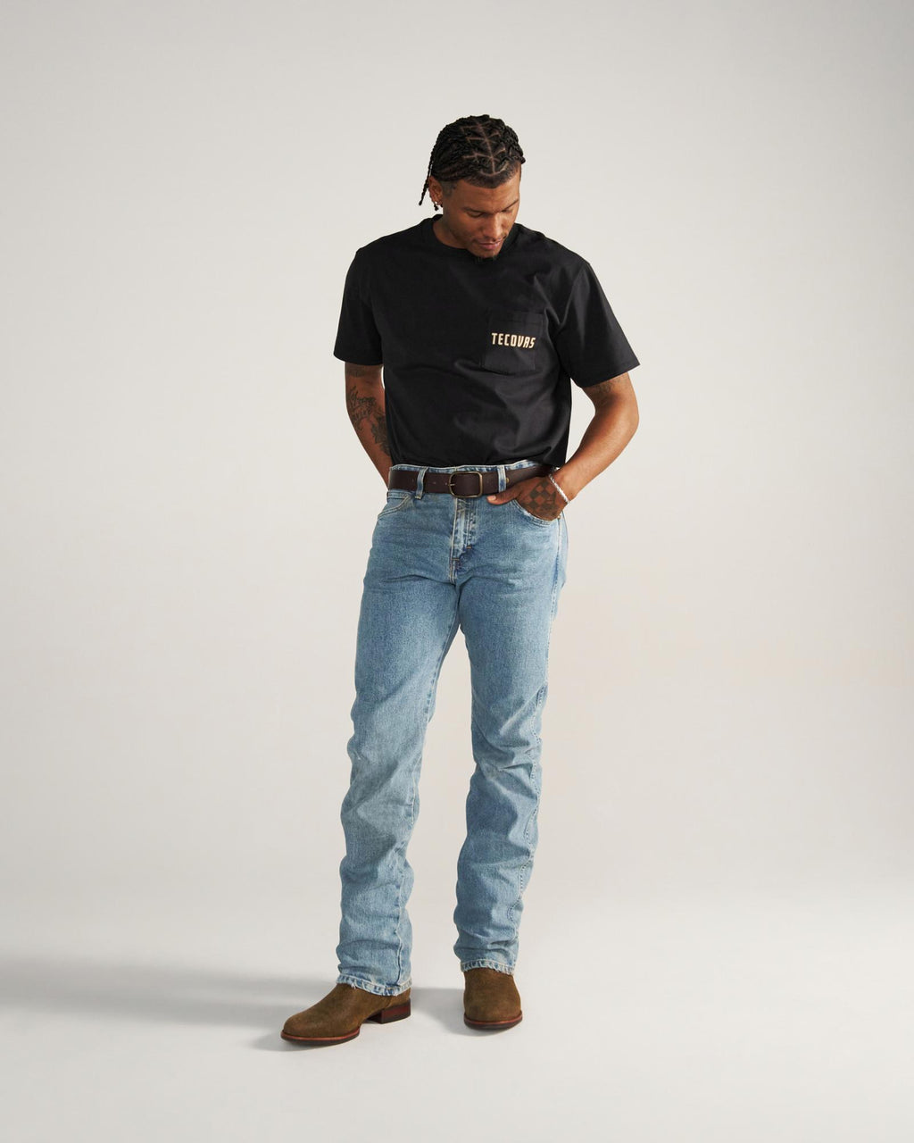 Closeup detail view of Men's the Finest Pocket T-Shirt - Black/Multi