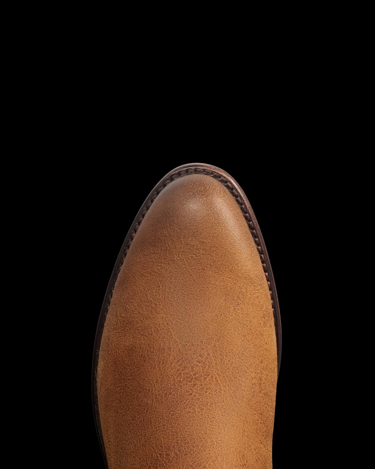 Toe view of The Earl - Husk Goat Roughout on plain background