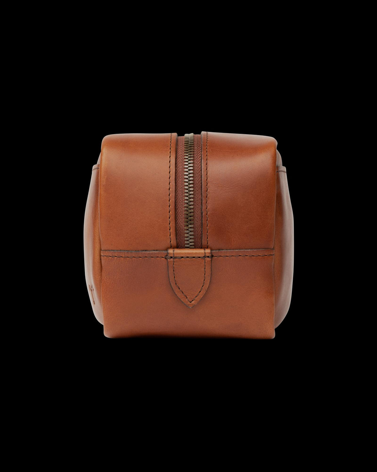 Side view of the Bartlett Travel Kit in Cognac