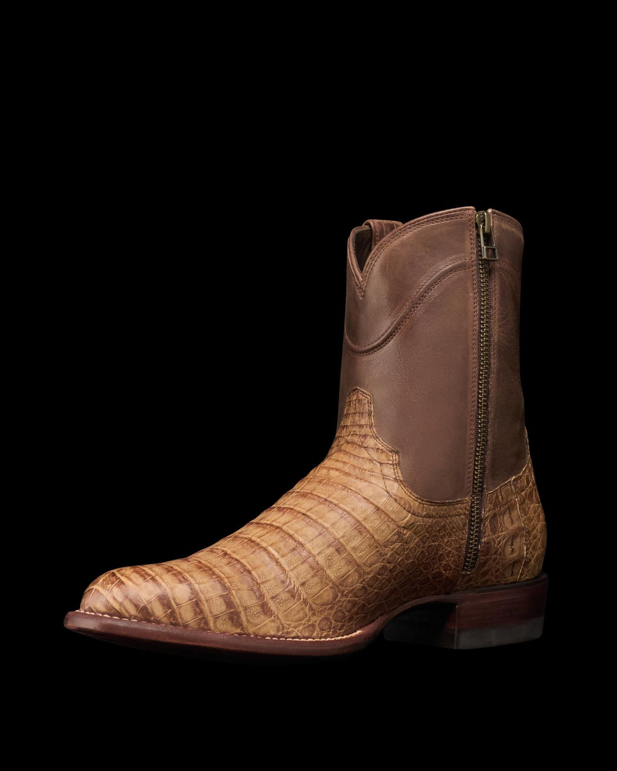 Quarterfront view of The Dean - Toffee Caiman on plain background