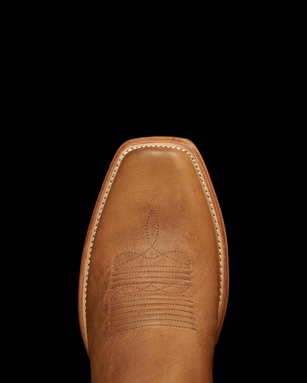 Toe view of The Parker - Tan Goat on plain background