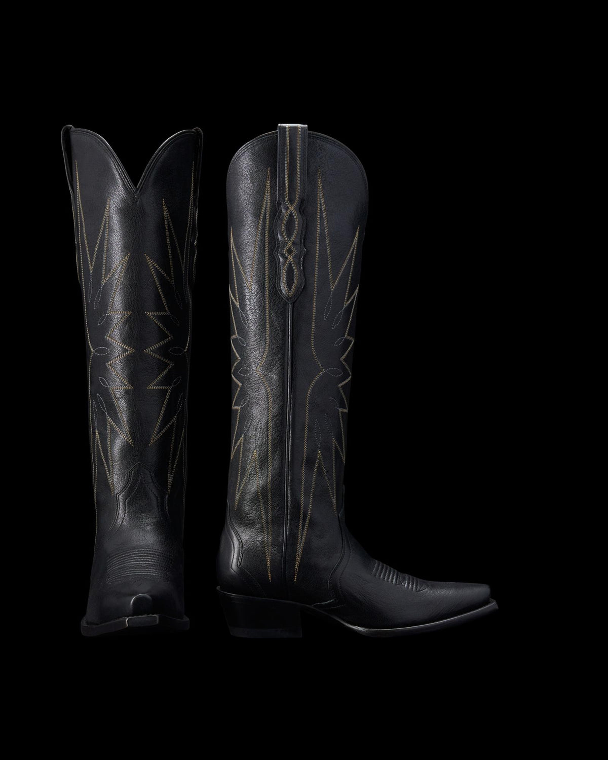 Pair view of The Loretta - Midnight on plain background