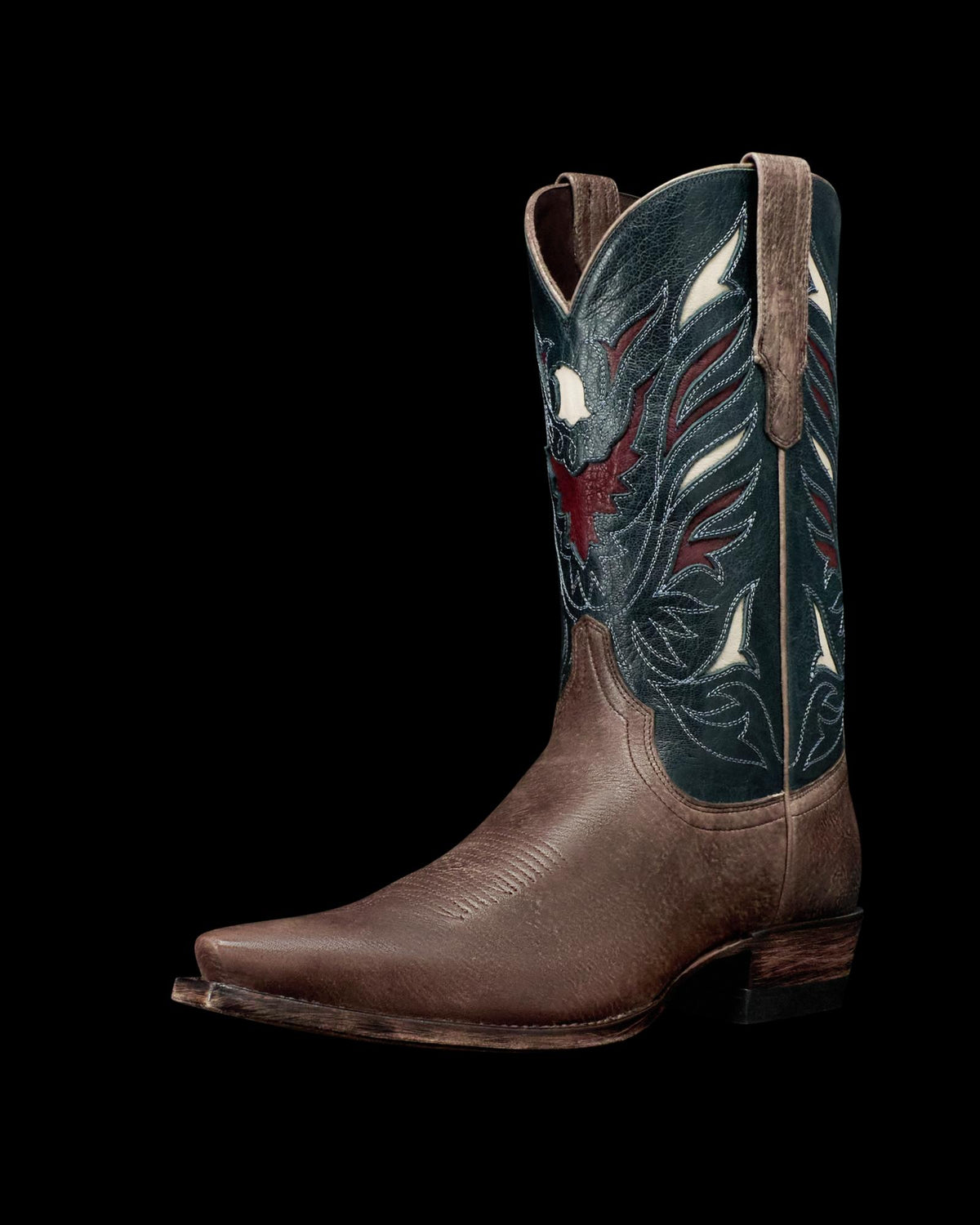 Quarterfront view of The Garrett Eagle - Steel Deerskin on plain background