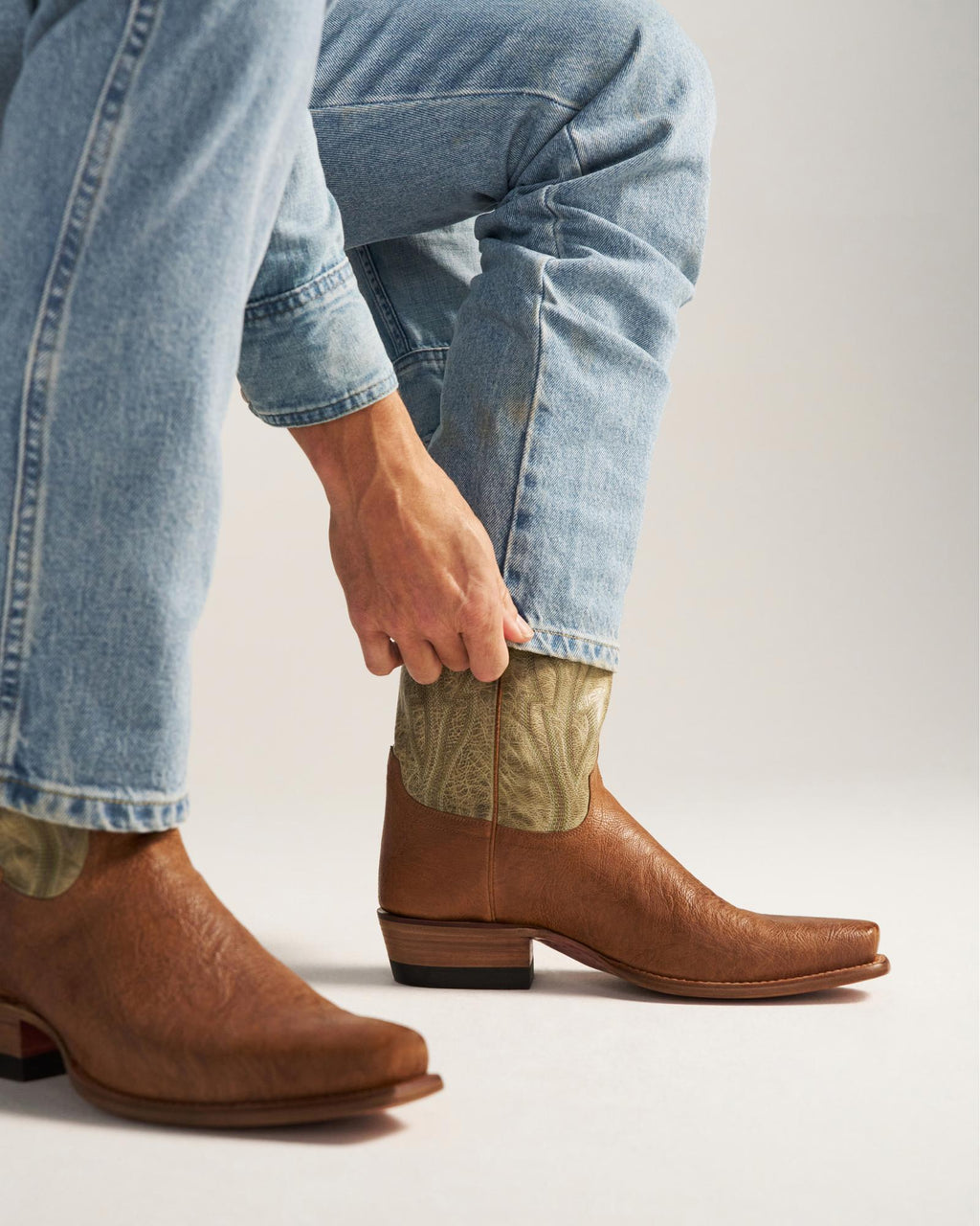 View of The Warren - Tumbleweed / Light Sage Calfskin