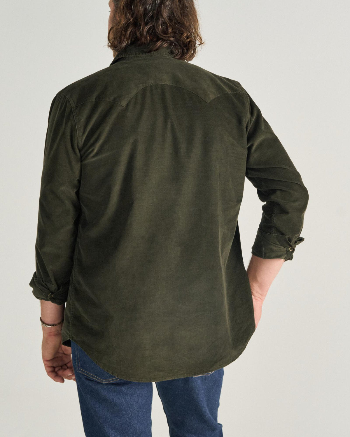 Closeup detail view of Men's Texas Weight Corduroy Pearl Snap LS - Pine