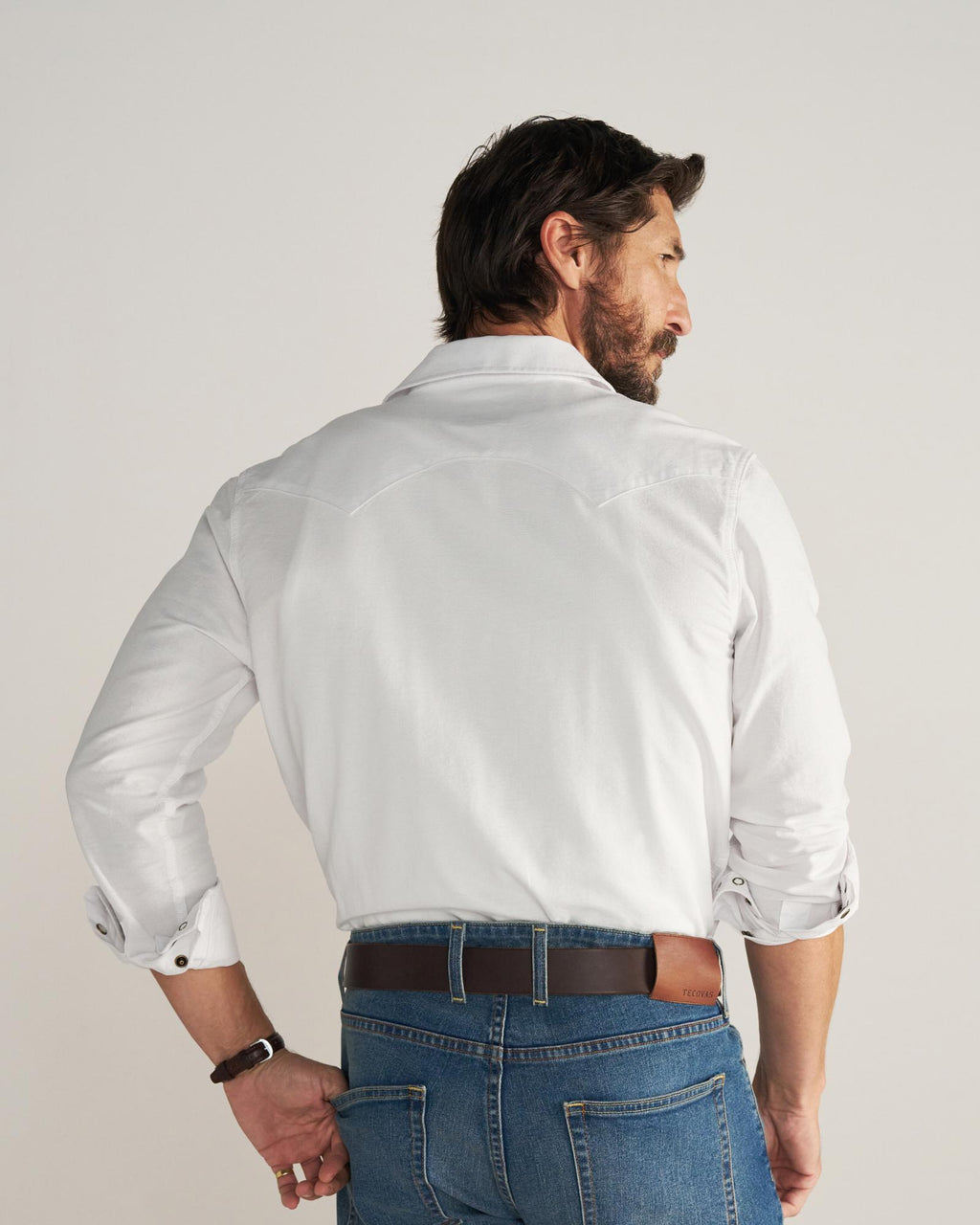 Closeup detail view of Men's Vintage Weight Pearl Snap LS - White