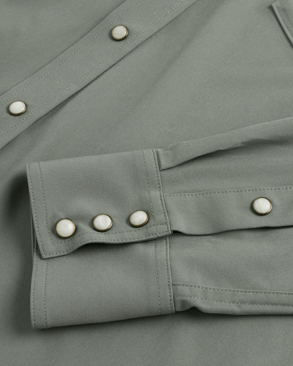 Closeup detail view of Men's Performance Western Pearl Snap - Cactus