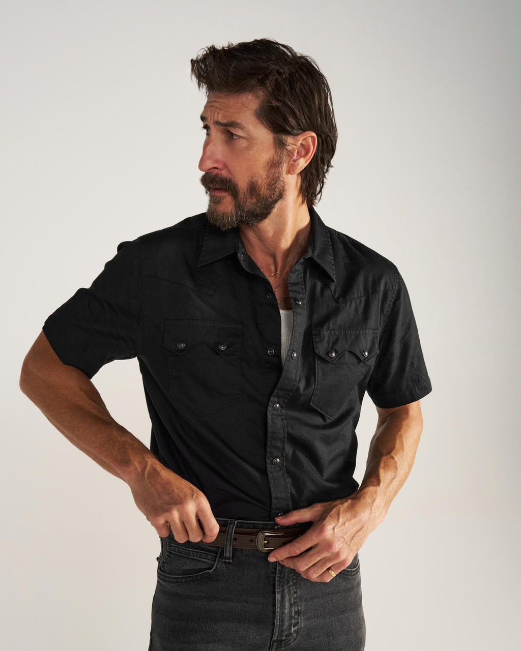 Closeup detail view of Men's Vintage Weight Short Sleeve Pearl Snap - Midnight