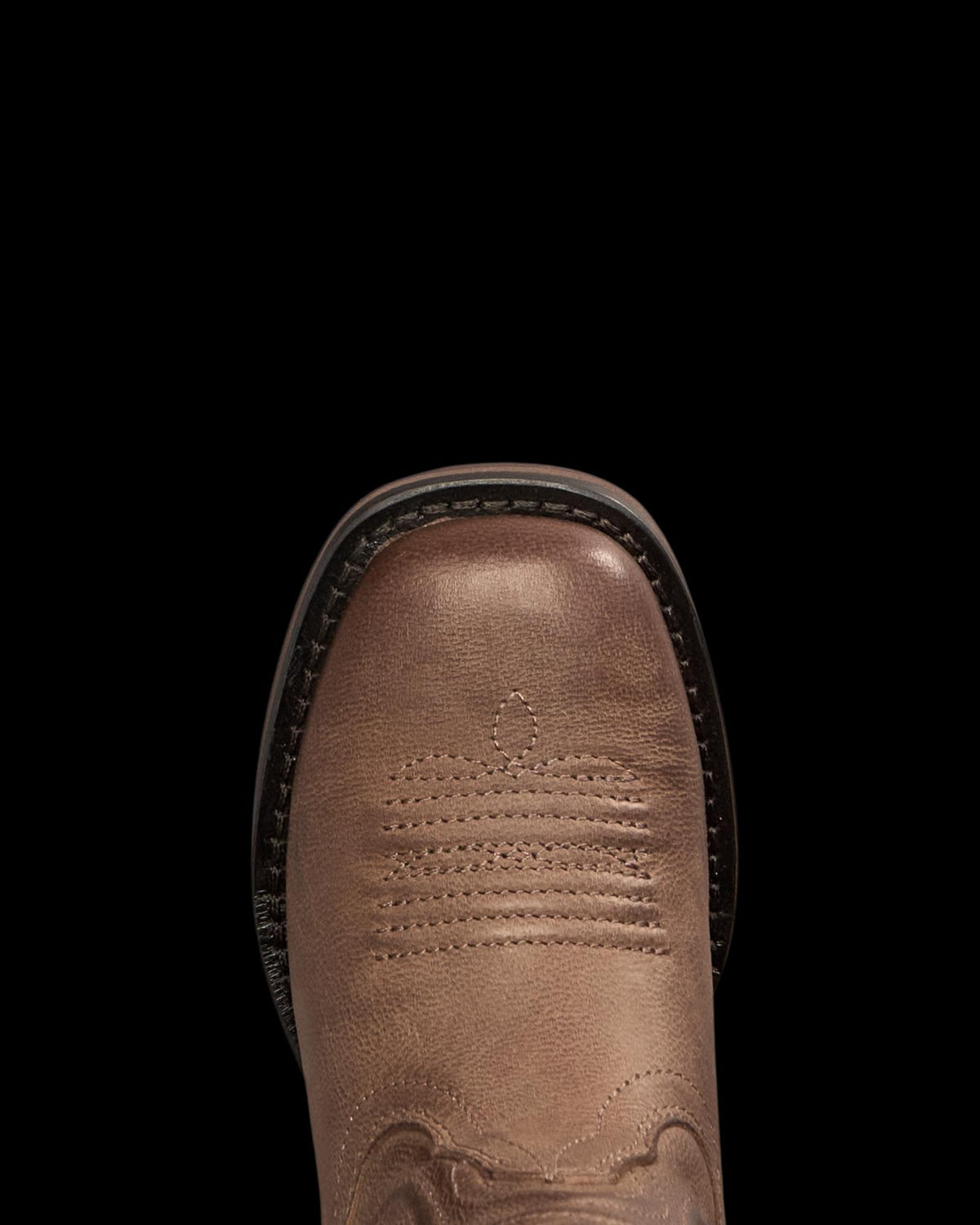 Toe view of The Cartwright Toddler - Cafe on plain background