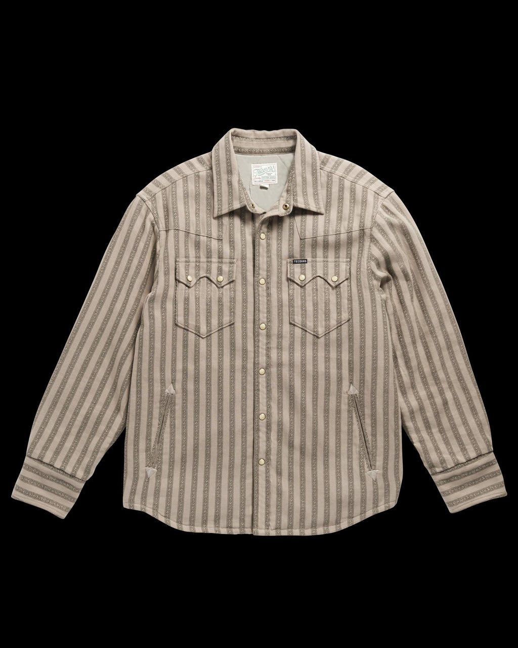 Closeup detail view of Men's Sawtooth Pearl Snap Shacket - Gray / Black