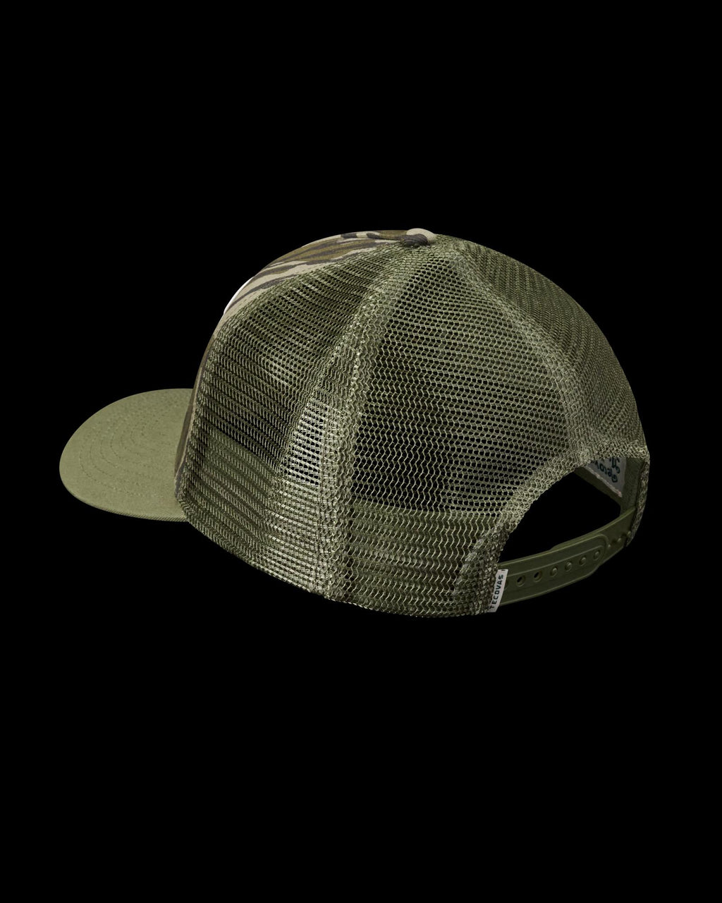 Quarterback view of Tecovas x Mossy Oak Bottomlands Trucker - MO Original Bottomland on plain background